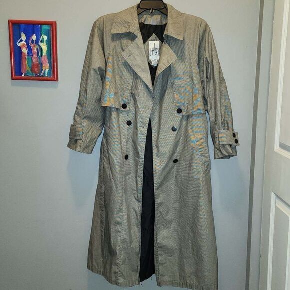 J. GALLERY Trenchcoat  - Picture 1 of 7